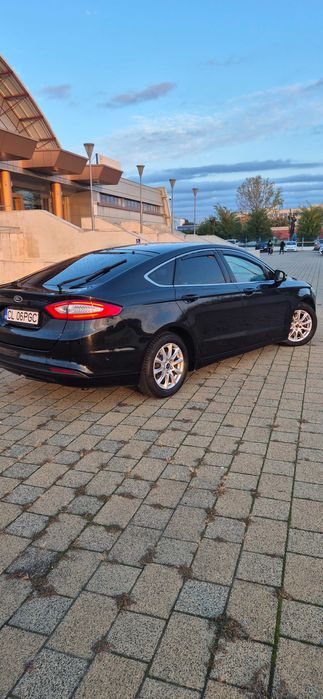 Ford Mondeo mk5 in stare excelentă