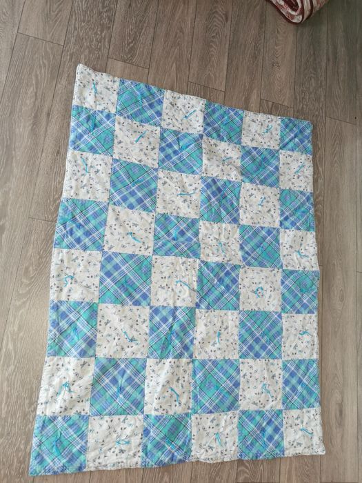 De vânzare plapumioara bebe