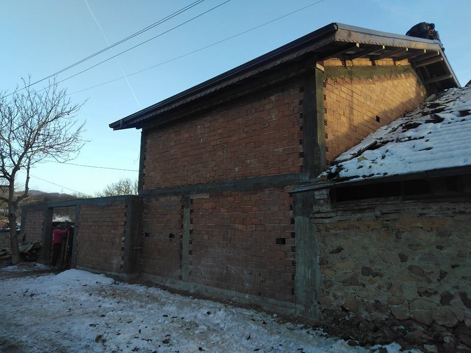 Ремонт на покриви,Груб строеж,павета,огради,фундаменти,укрепване,