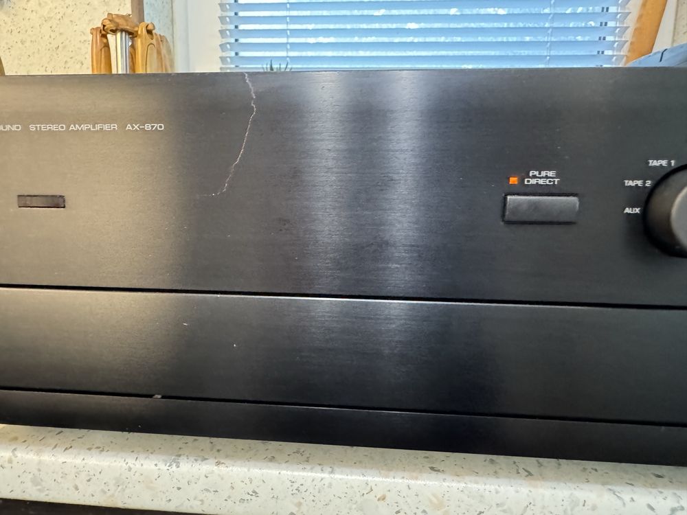 Yamaha AX-870 Стерео усилвател