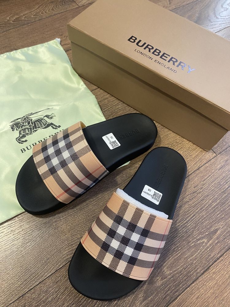 Дамски Чехли Burberry