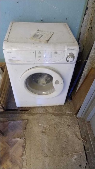 Продам стиральную машинку