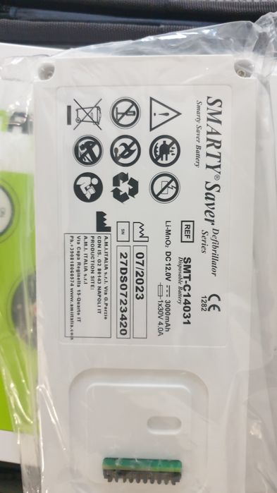 Defibrilator Smarty Saver Semi Automatic, 200 J (adult si pediatric)