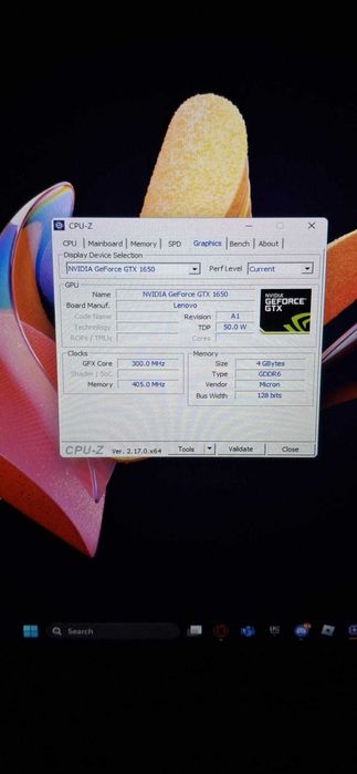 Vand laptop gaming Lenovo.