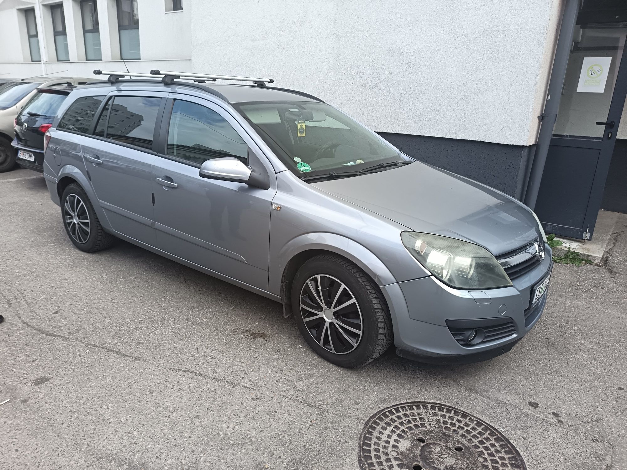 Vând Opel Astra H 1.7