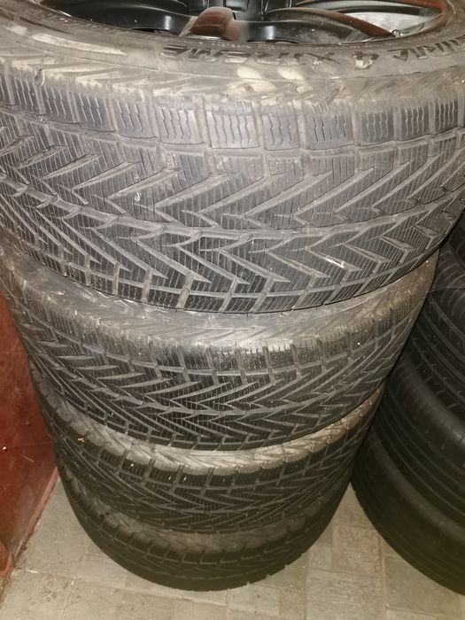 Vredstein 255 45 19 4бр