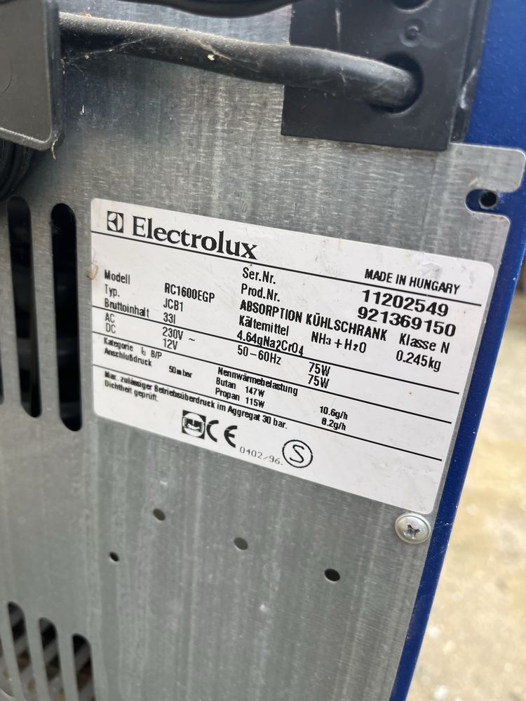 Хладилник Electrolux RC1600EGP
