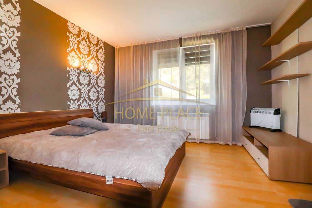 Дава се под наем Четиристаен апартамент в Варна, Бриз - 200 кв.м за 841.5 € - Снимка #5