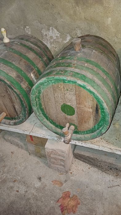 Буре за вино от дъб и акация