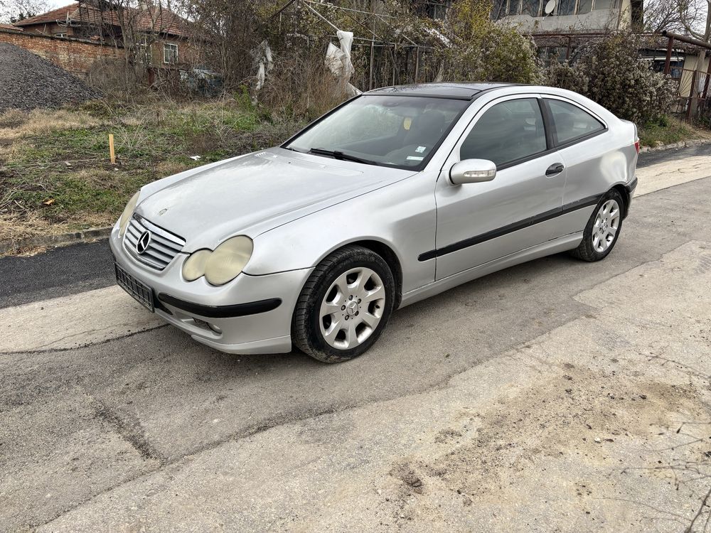 Мерцедес Ц220 2.2 143 к.с /Mercedes c220 на части или цял