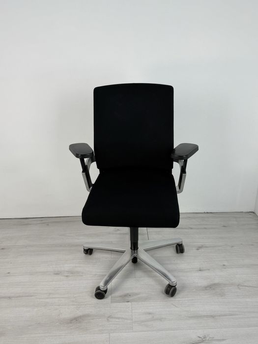 Ръководен офис стол Wilkhahn On 175/7 черен с облегалка Trimsion