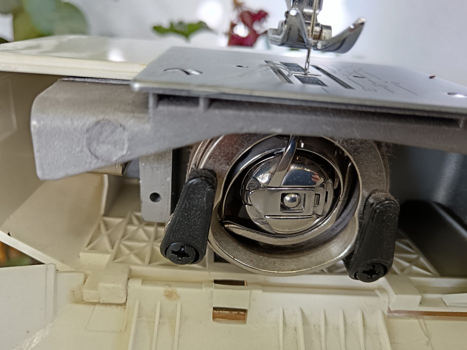 TOYOTA, mașina de cusut electrica, cu pedala