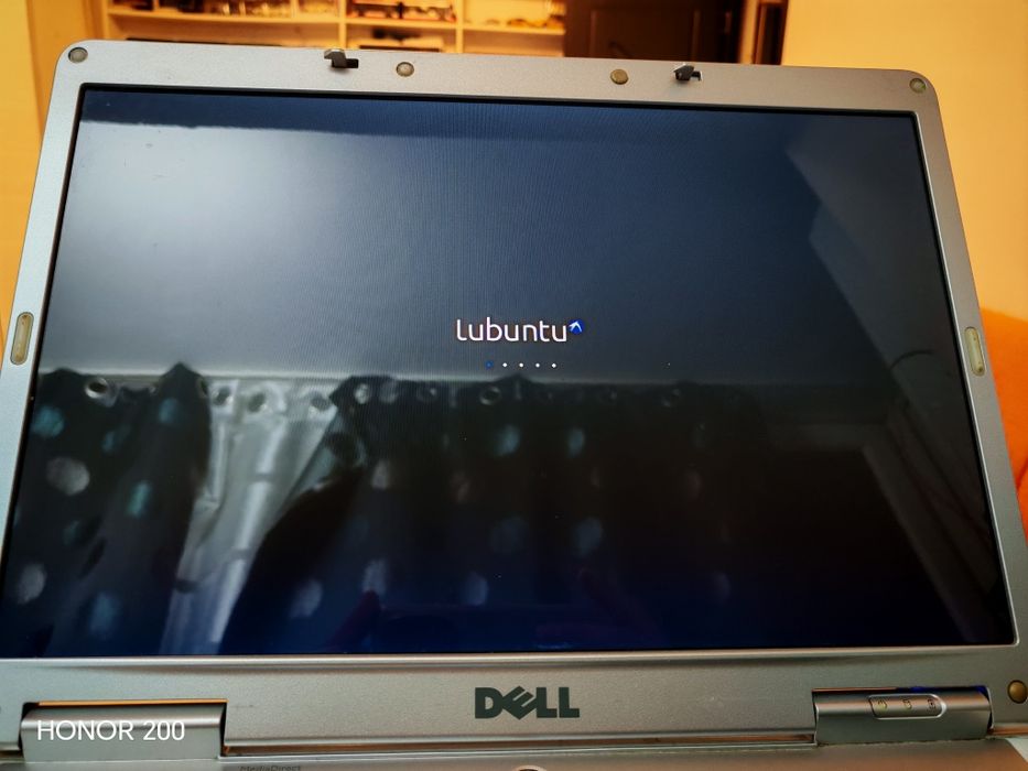 Laptop dell insipron 6400 retro