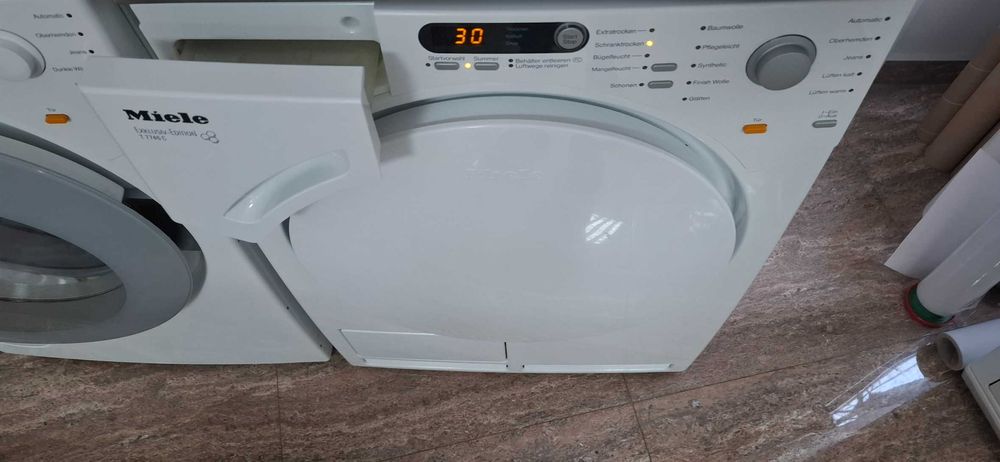 Сушилня MIELE  Exclusiv-Edition - Пчелна пита 1 г. Гаранция