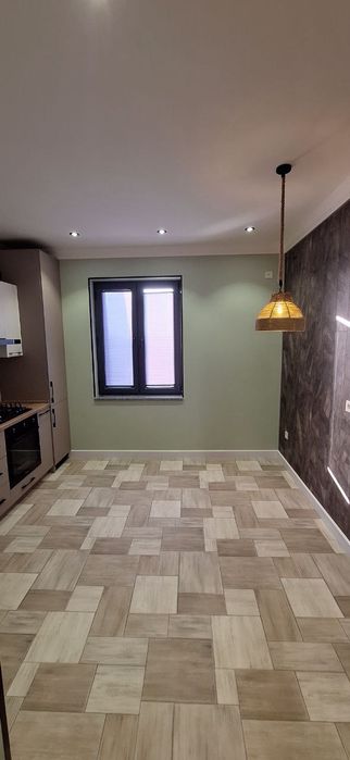 Юнусабад 11 квартал. Продается квартира 2/10/10