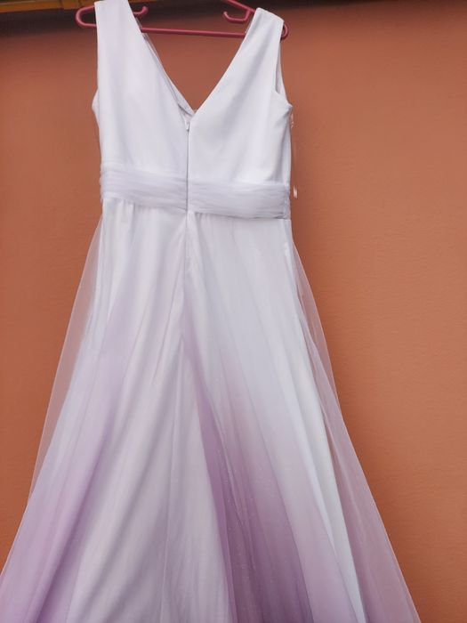 Rochie eleganta în stare foarte bună