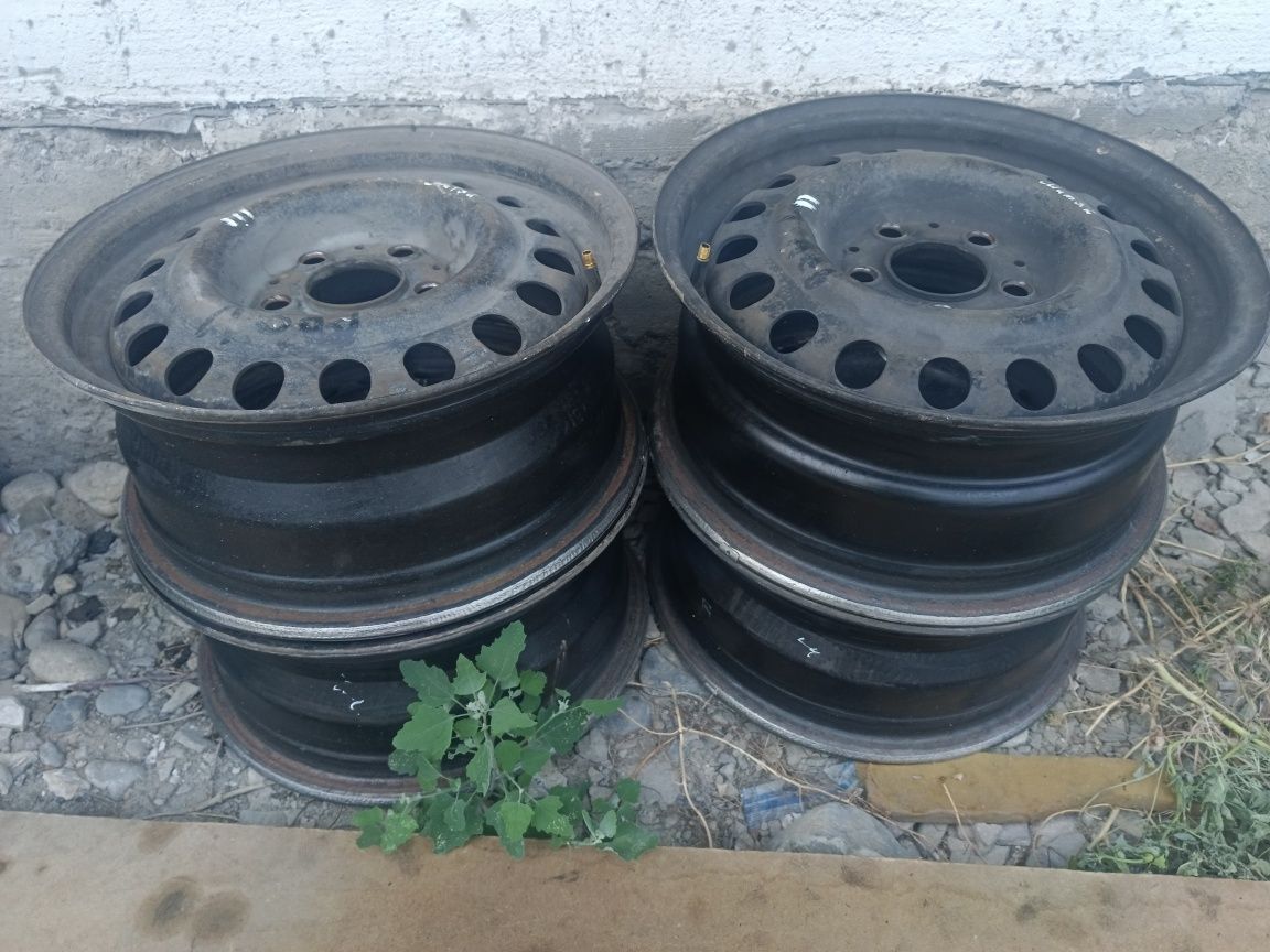 Стальные диски R15