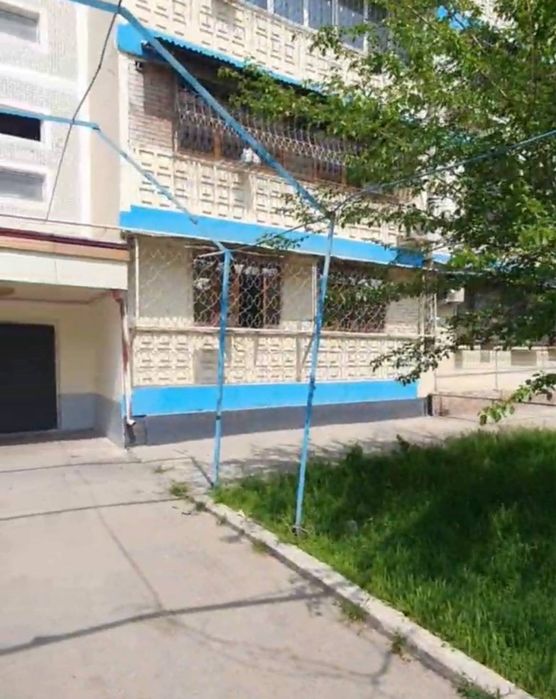 Кушбеги под нежилое помещение 82кв.м первая линия срочно под офис