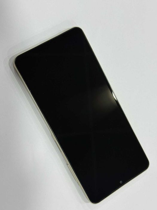Samsung Galaxy A06 – 128GB / 6GB RAM – Gold