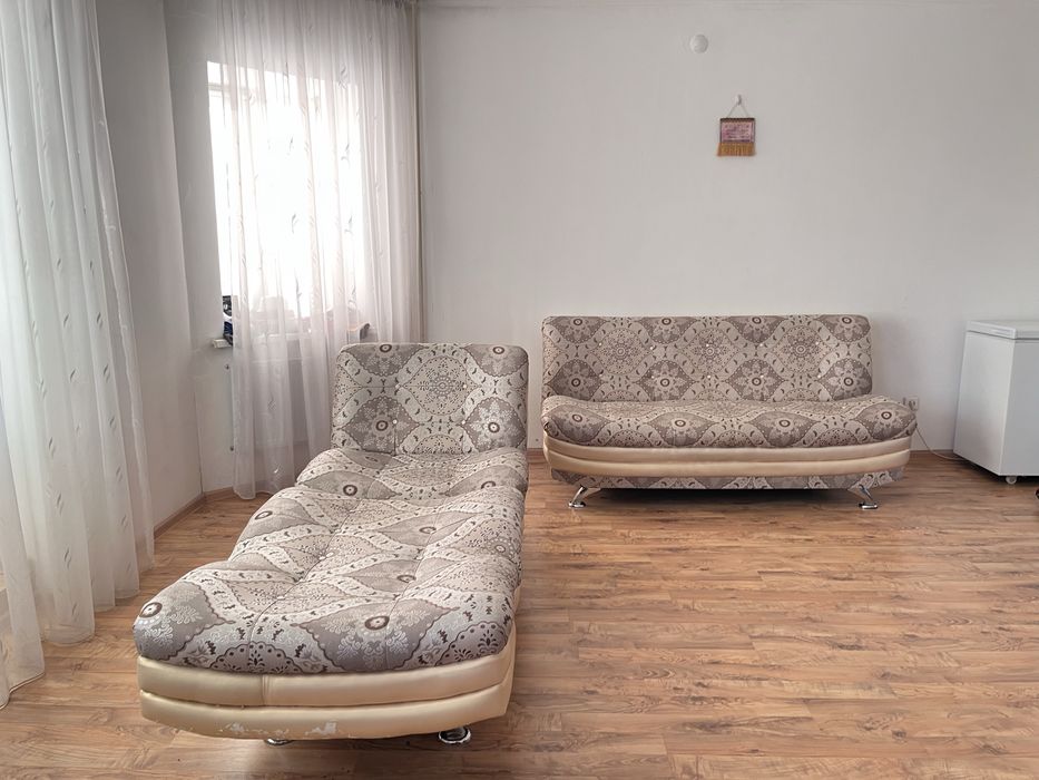 Диван с креслами в отличном состоянии