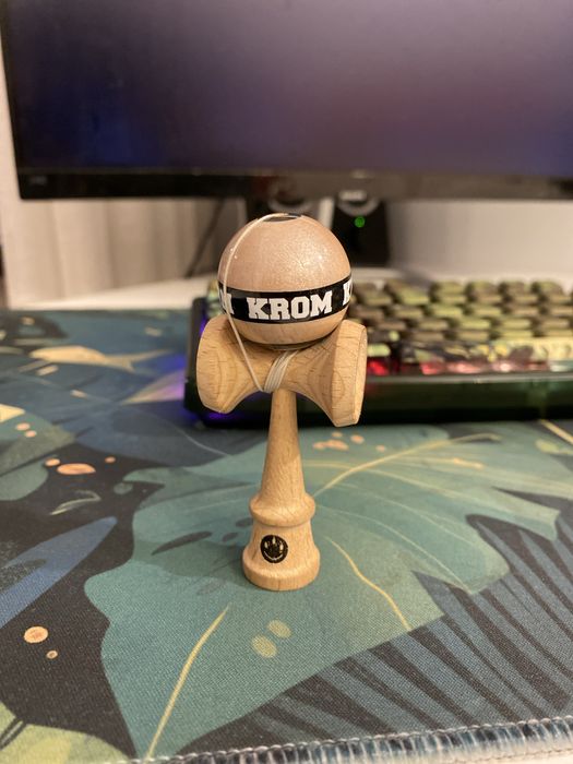 Mini kendama krom
