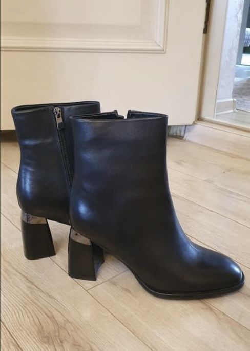 Продам итальянскую обувь 39 р. Новые