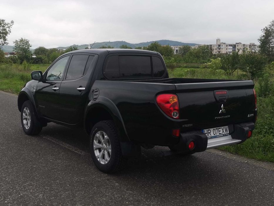Mitsubishi L200 Premium Intense Plus 2.5 D-ID 178cp Pick-Up 2010
