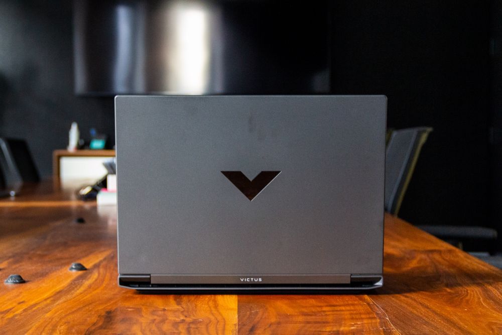 HP Victus идеальном состояний