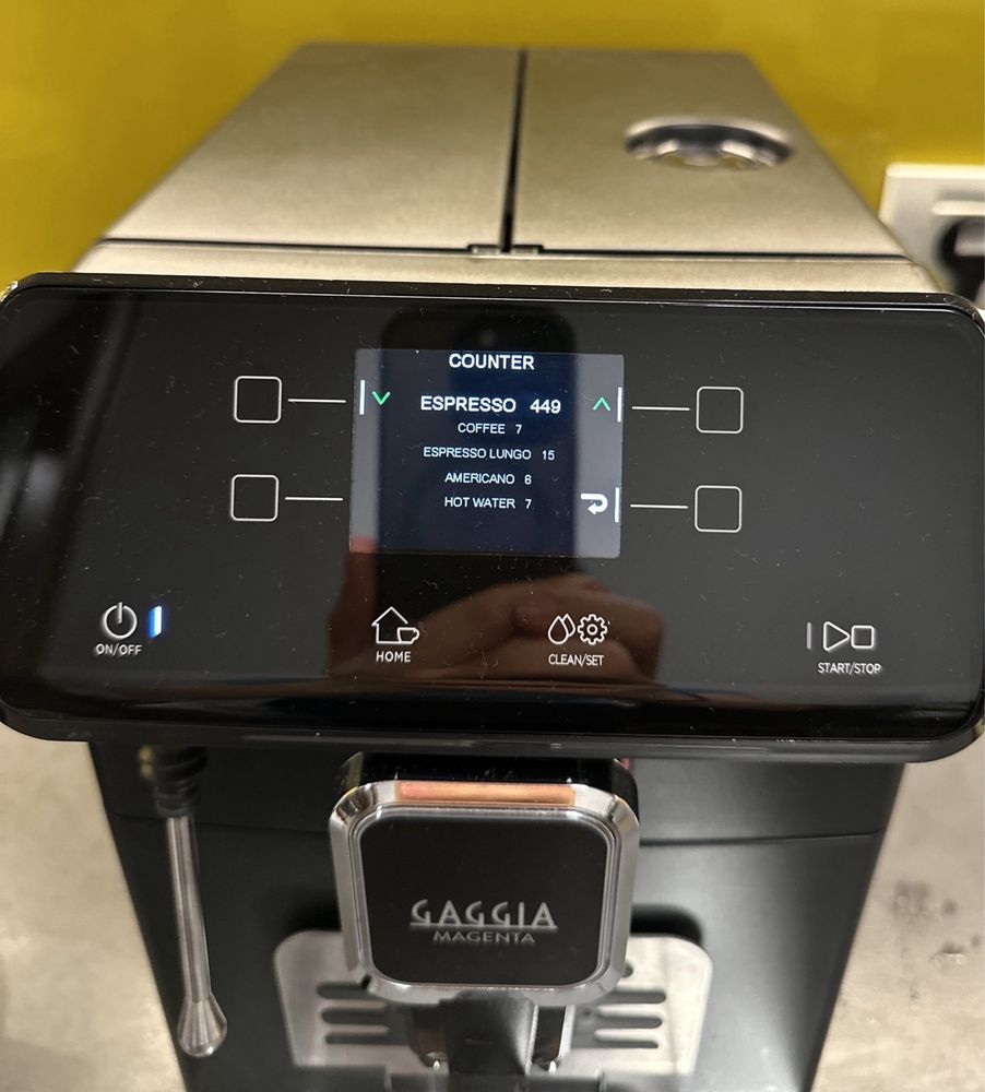 Espressor automat Gaggia Magenta Plus