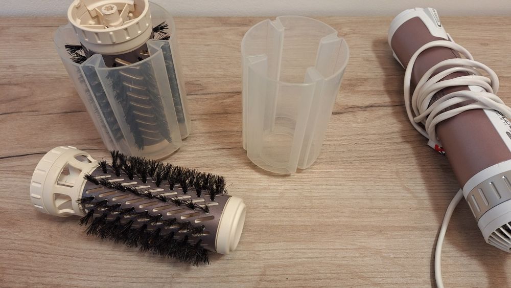 Perie rotativa de par/ uscător de par