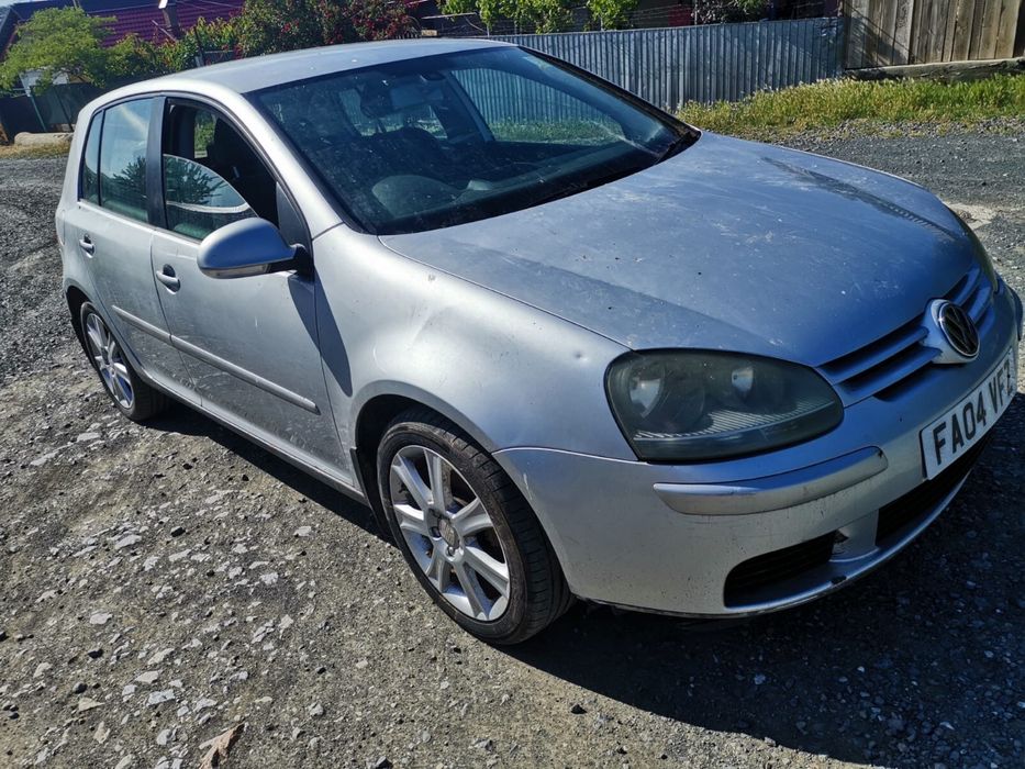 Dezmembrez urmatoarele golf 5 si grup cutie golf 5