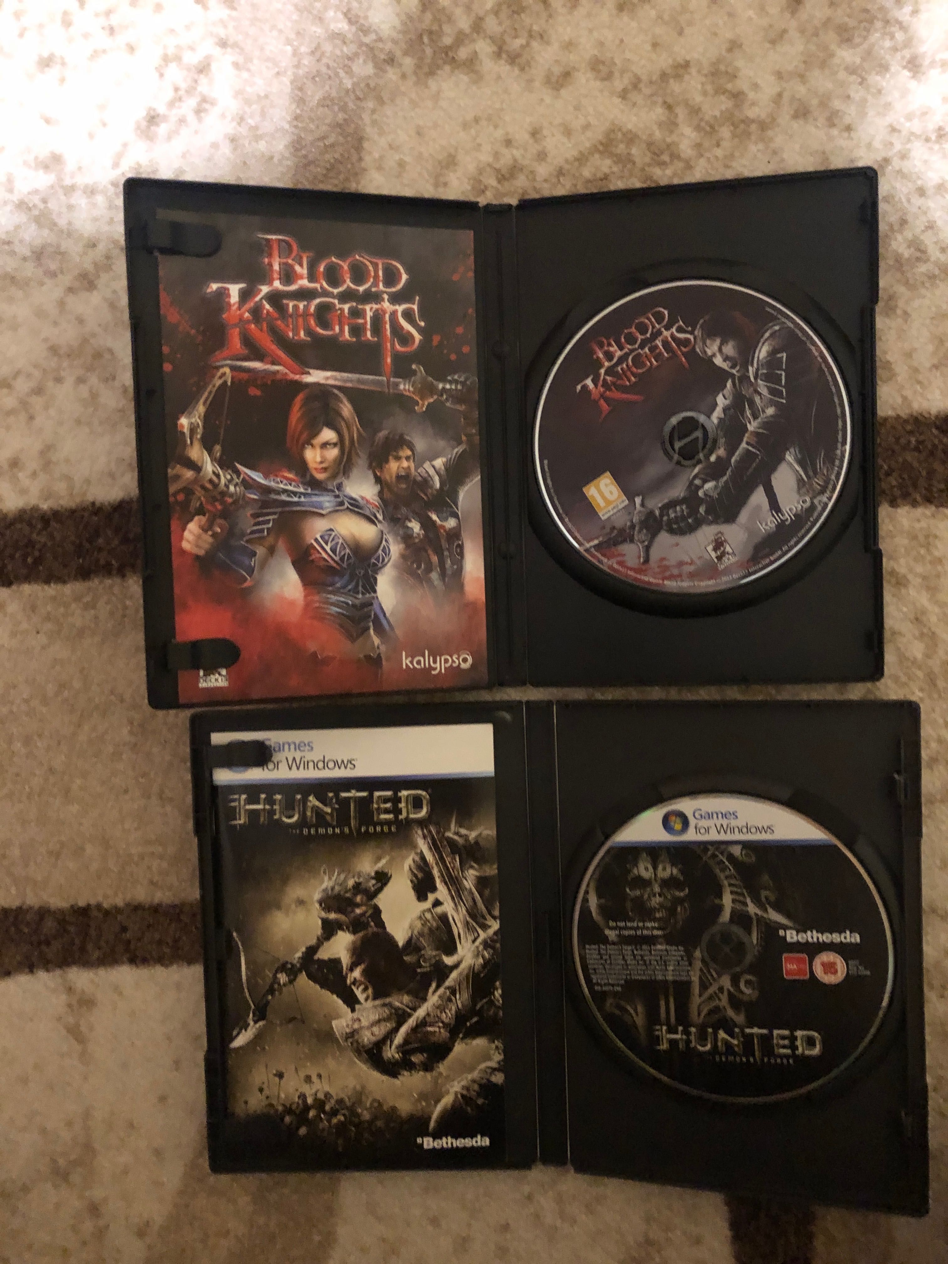 2 PC игри пакет - Hunted the Demon’s Forge и Blood Knights + Подарък