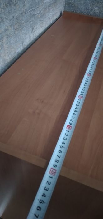 Продаю компютерный стол