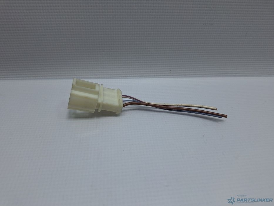 Mufa conector 3 pini AUDI A4 IV Avant (8K5, B8) [ 2007 - 2015 ] TDI (C