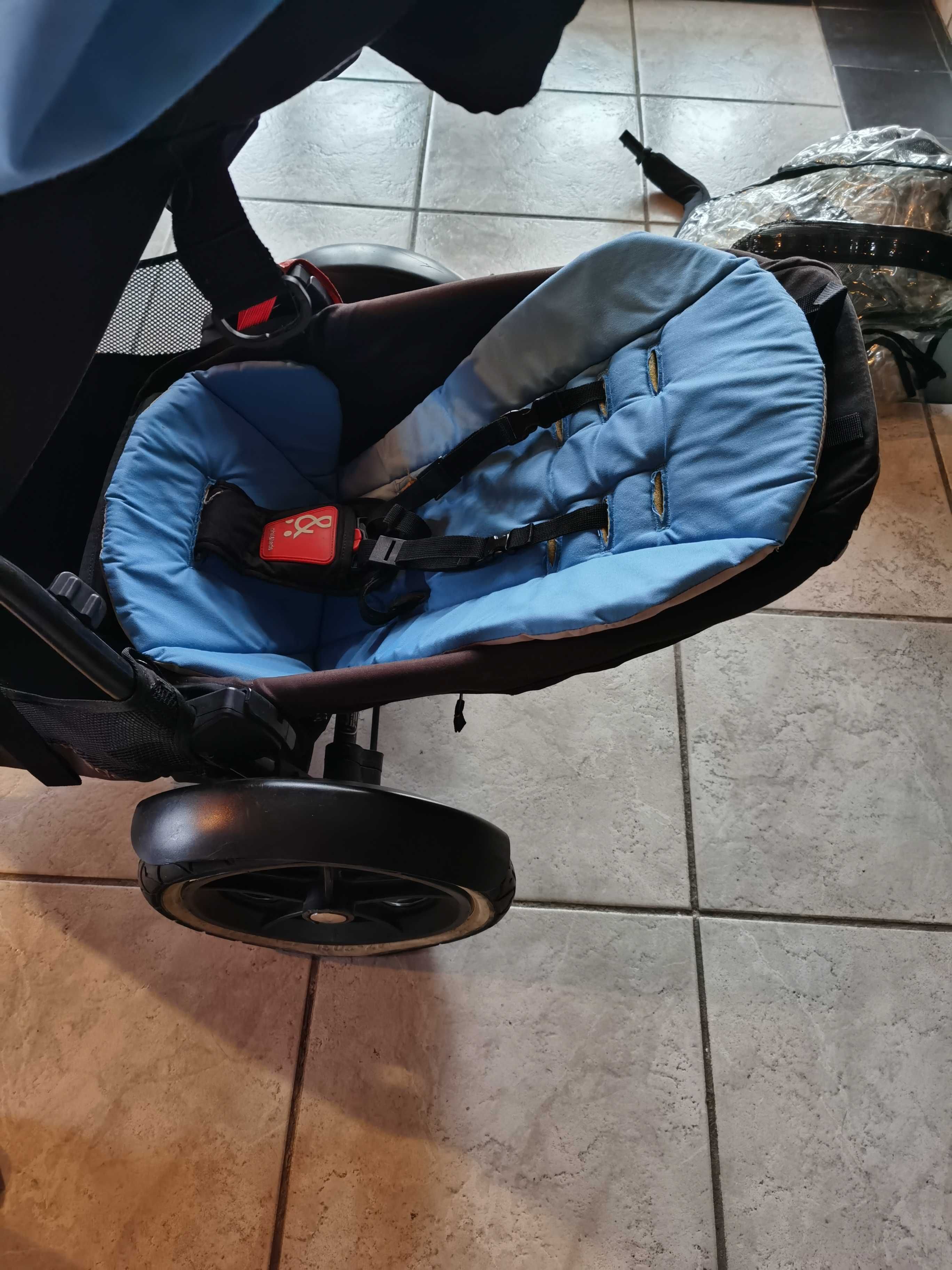 Phil & Teds Navigator детска количка за породени