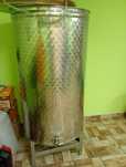 Bazin cu flotant pentru vin din inox 500l