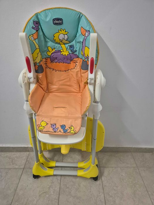 Scaun de masa bebeluși / copii