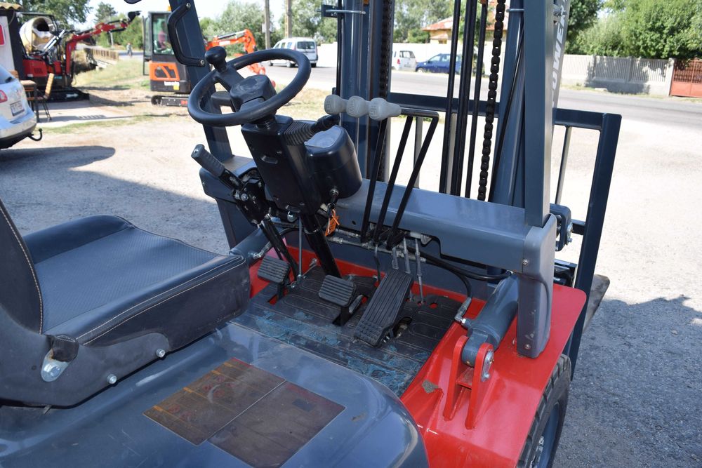 Stivuitor Diesel PLUS POWER 25