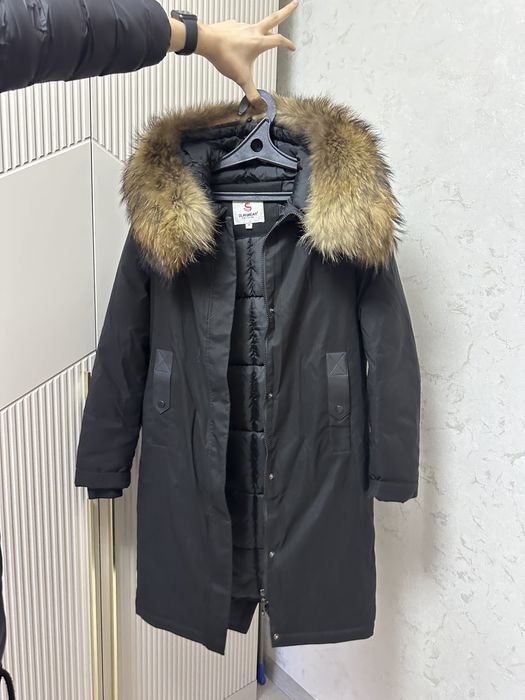 Зимняя куртка для девушек/женщин.