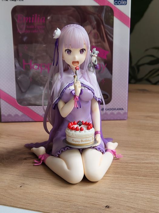 Аниме фигурка Happy Biryhday Emilia