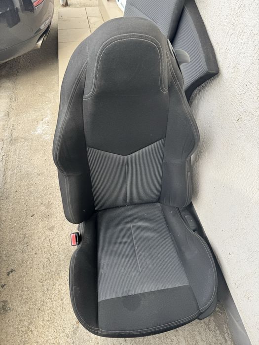 Interior textil Peugeot RCZ