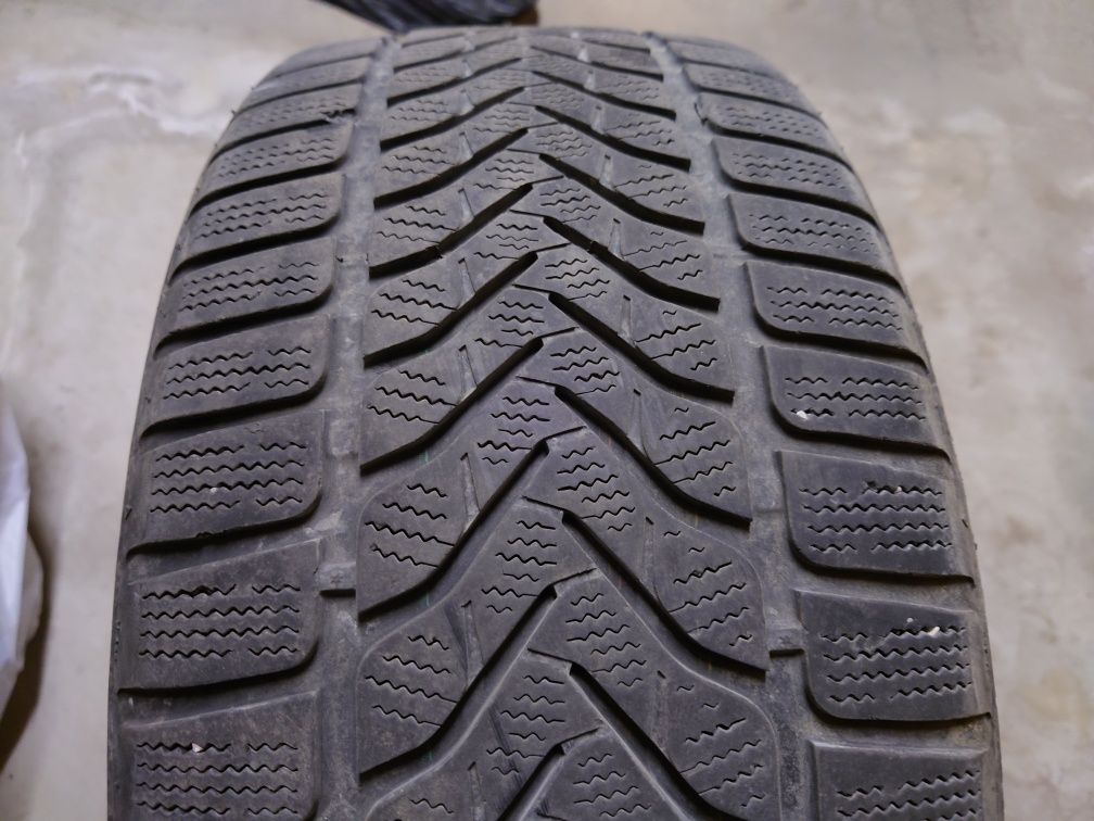 4 бр. Зимни гуми Lassa 225/50R17 98V XL