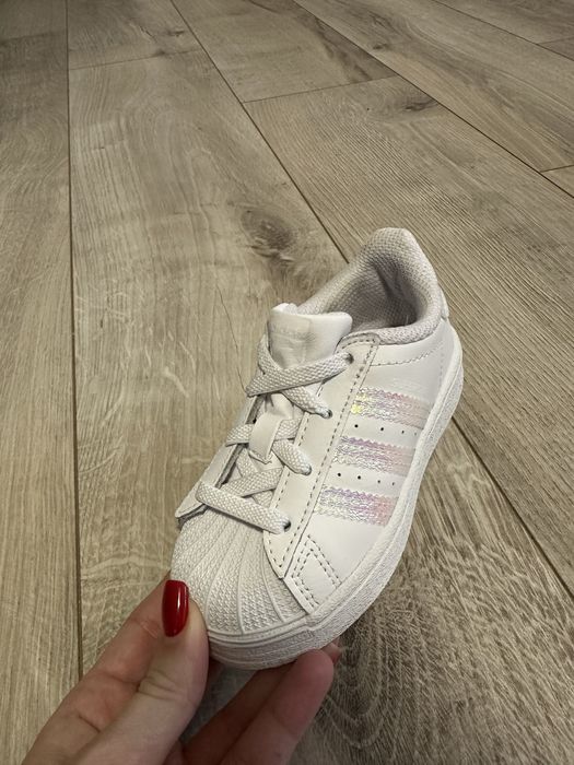 Бебешки маратонки Adidas - Superstar