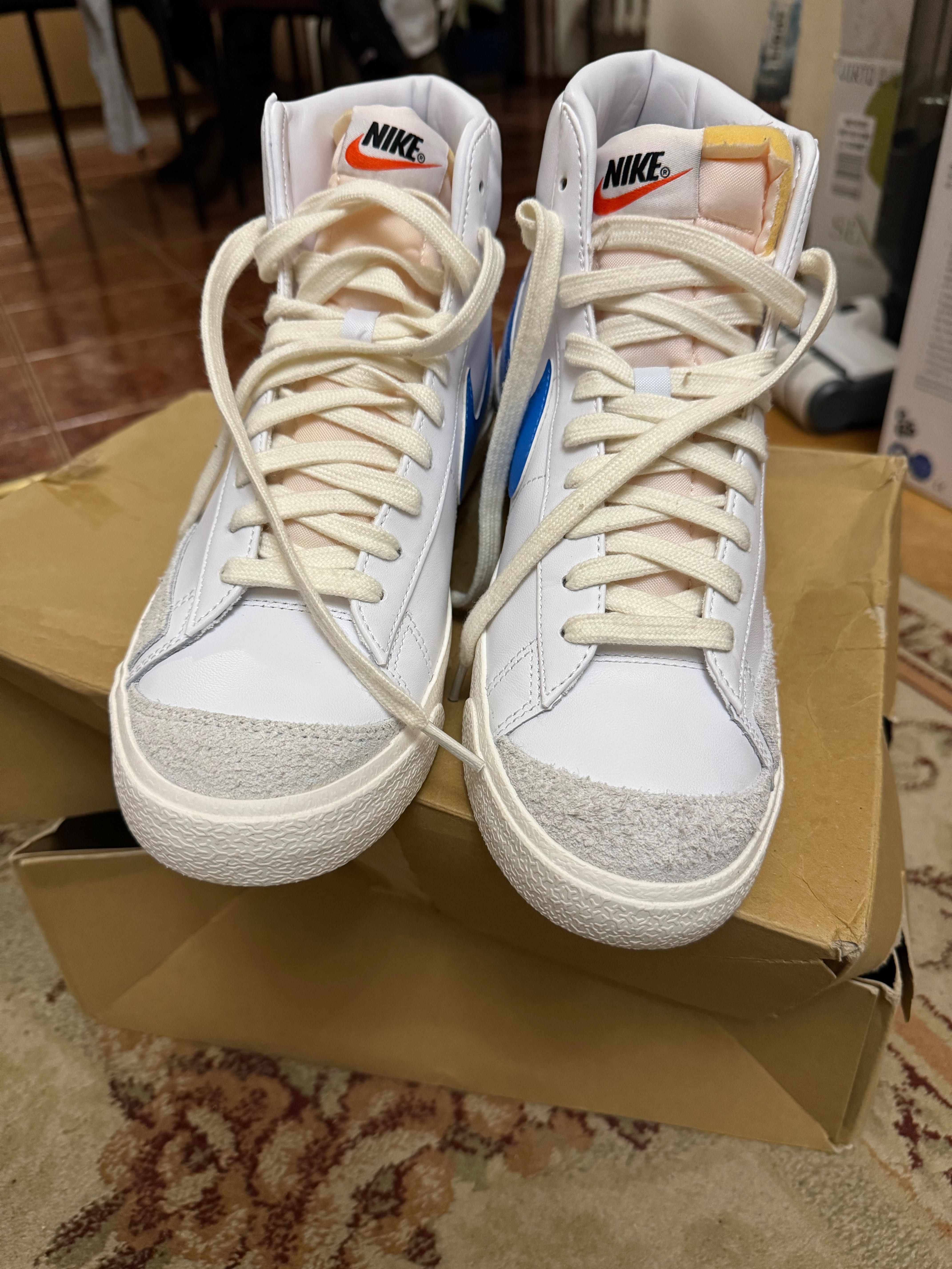 Nike Blazer Mid 77 - 42 номер