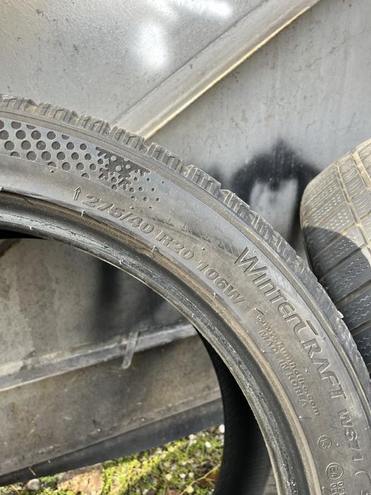 KUMHO 275/40/20 зимни гуми 2 бр.