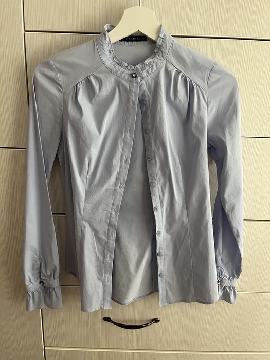 Bluze de culoare alba/bleu