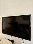 Televizor LG diahonala 80 centimetrii