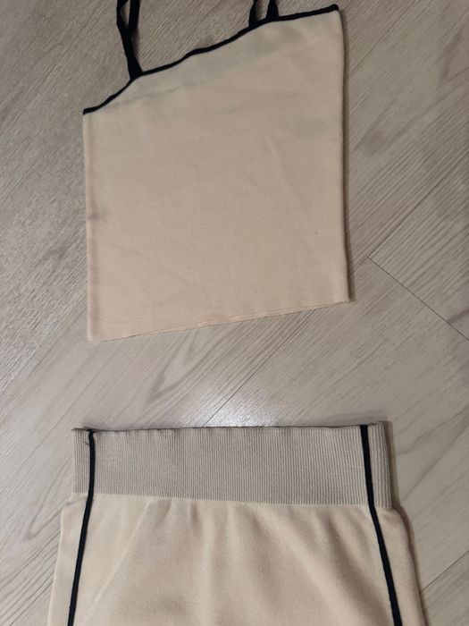 Комплект от три части  жилетка