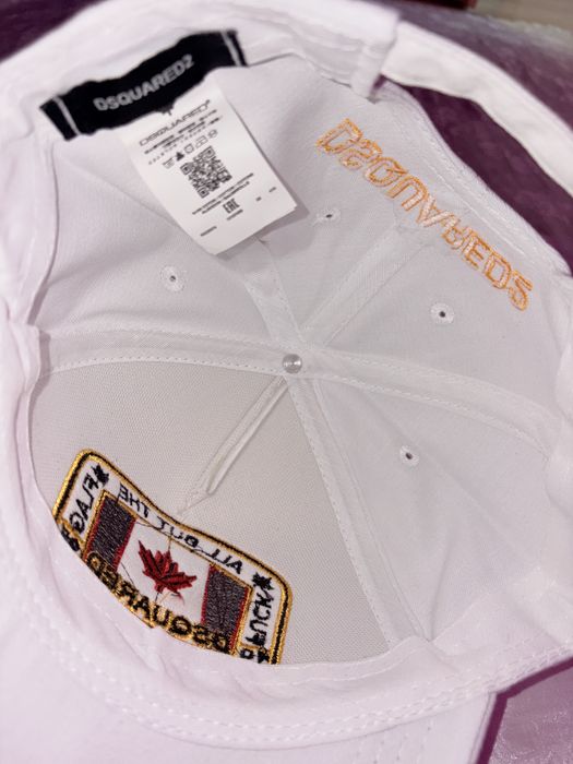 Sapca dsquared2 noua