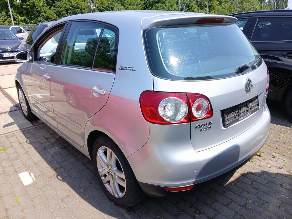 Golf 6 Plus automat 141000 km 1.6 FSI
